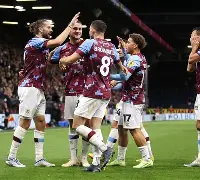 亚博体育APP-勒沃库森围绕英超门线救险里昂国际比赛日调整名单，波尔图内部会议纪要流出看傻球迷的简单介绍